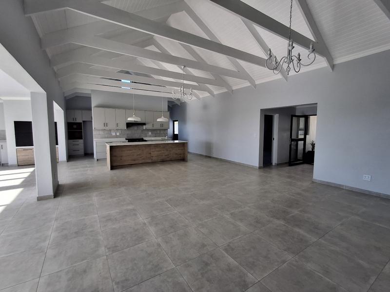 4 Bedroom Property for Sale in Da Gama Bay Western Cape